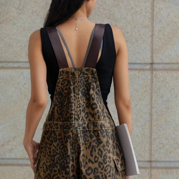 Leopard Print Overalls - Picture 2 of 6